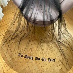 Elegant Black Veil Hair Accessory